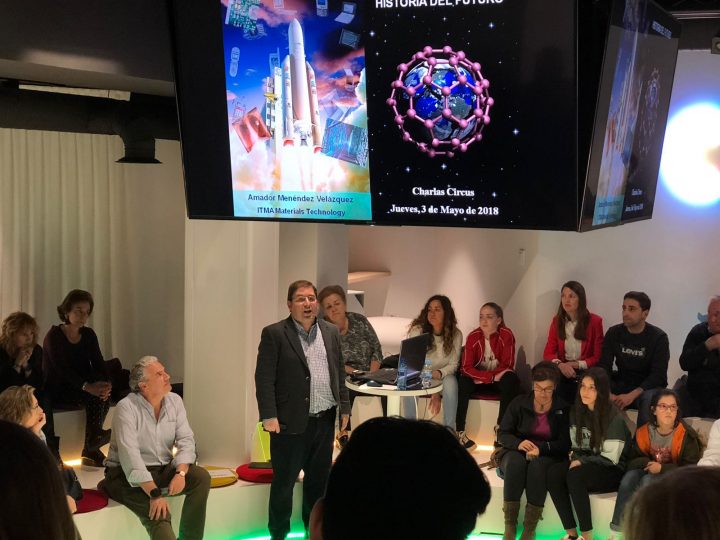 Amador Menéndez: «Historia del futuro»