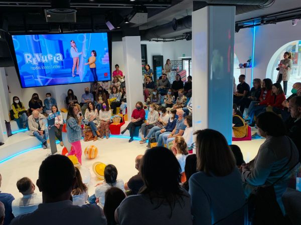 REVUELA “Pequeños grandes cambios” Editorial SM