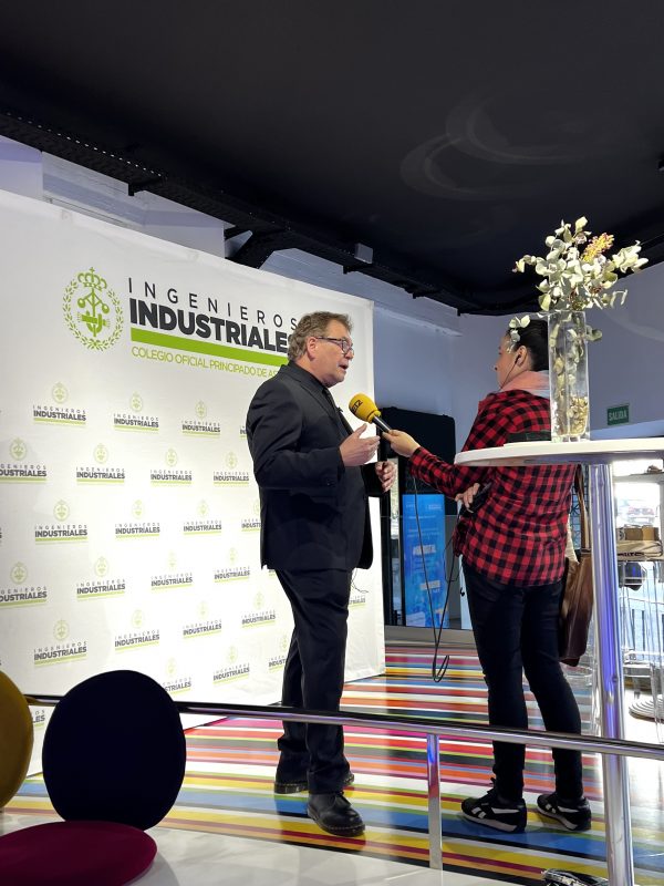 COLEGIO DE INGENIEROS